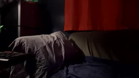 whyteboi8989 online show from 09/17/25, 12:45