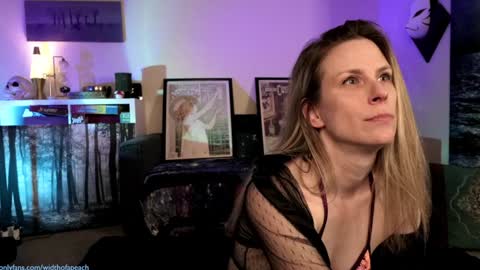 Gretchen  Jimmy online show from 01/18/25, 02:03