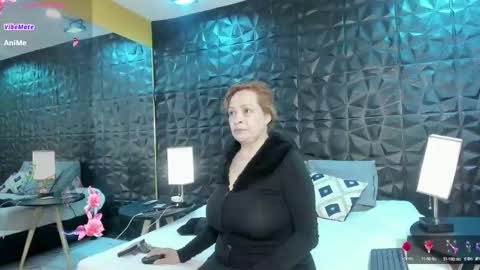 Snapshot of wife_mature chatting on 12/09/24, 12:19 sussy online show from 12/09/24, 12:19