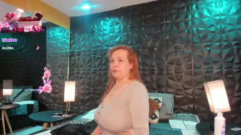 Snapshot of wife_mature chatting on 12/29/24, 12:45 sussy online show from 12/29/24, 12:45