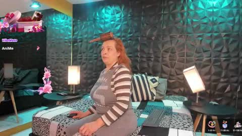 Snapshot of wife_mature chatting on 12/30/24, 12:31 sussy online show from 12/30/24, 12:31
