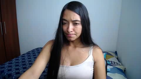 Ilauren online show from 05/12/26, 06:27