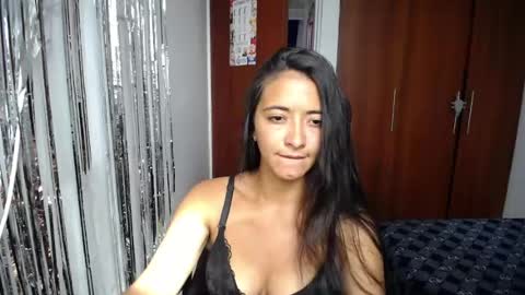 Ilauren online show from 05/20/26, 07:20