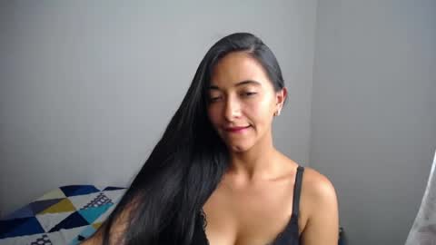 Ilauren online show from 06/04/26, 09:15
