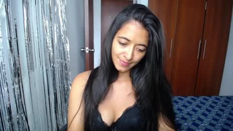 Ilauren online show from 06/11/26, 12:47