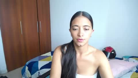 Ilauren online show from 07/21/26, 12:40