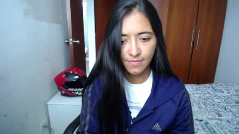 Ilauren online show from 07/22/26, 11:46