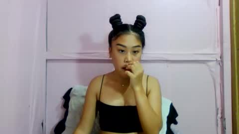 wild_doll69 online show from 04/06/26, 09:16