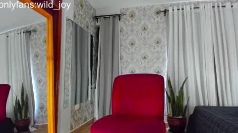 wild_joy online show from 02/23/26, 08:33