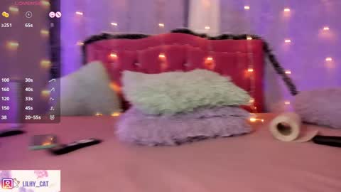 Lily  online show from 12/23/24, 07:41
