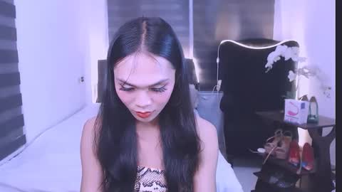 wild lily30 online show from 02/12/25, 01:41