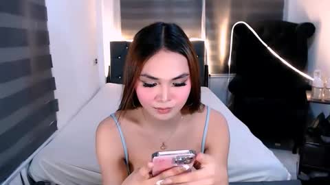 wild lily30 online show from 10/11/25, 09:19