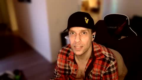 Snapshot of wild_otters chatting on 01/29/25, 04:36 Wi1d Ott3r online show from 01/29/25, 04:36