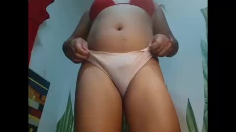 Snapshot of wild_pamela chatting on 10/08/25, 12:25 loving trans Pamela online show from 10/08/25, 12:25