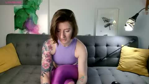 wild_peony online show from 07/28/26, 04:39