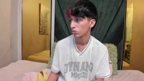 Snapshot of wildboy22_ chatting on 01/13/26, 01:55 Sebas online show from 01/13/26, 01:55