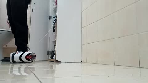 Snapshot of wilddope chatting on 10/03/25, 12:40 the alpha man online show from 10/03/25, 12:40