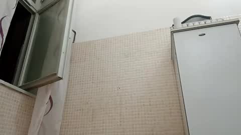 Snapshot of wilddope chatting on 11/04/25, 09:25 the alpha man online show from 11/04/25, 09:25