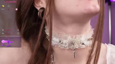 Snapshot of wilder_weinn chatting on 11/29/25, 12:30 .. alice .. online show from 11/29/25, 12:30