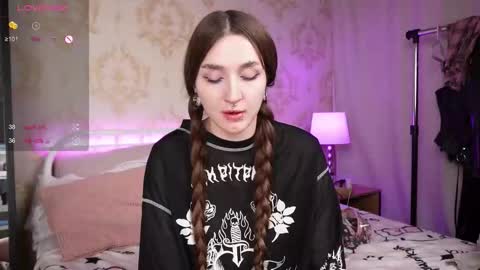 Snapshot of wilder_weinn chatting on 12/01/25, 03:22 .. alice .. online show from 12/01/25, 03:22