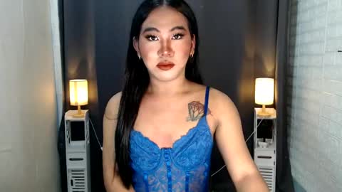 Snapshot of wildhotcore chatting on 04/16/26, 11:44 Lianelaiza online show from 04/16/26, 11:44