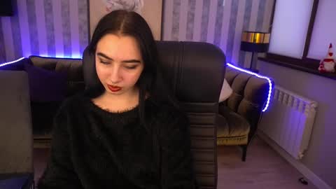Alena online show from 02/25/25, 01:39