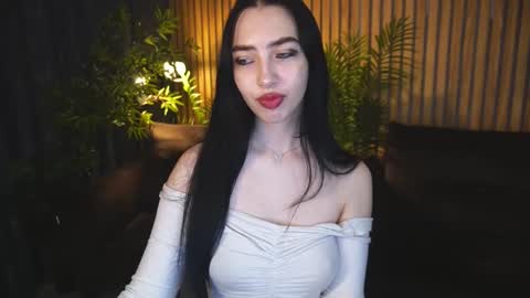 Alena online show from 10/27/25, 06:39