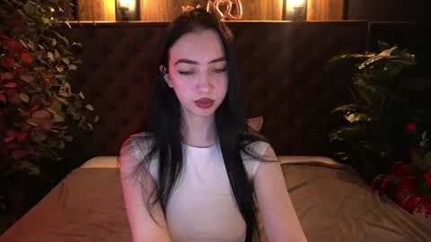 Alena online show from 04/26/26, 05:49