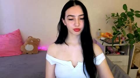 Alena online show from 05/21/26, 05:47