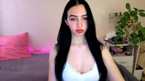 Alena online show from 05/22/26, 05:25