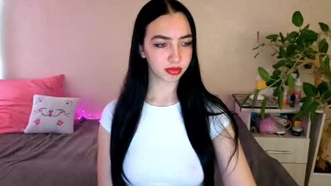 Alena online show from 05/30/26, 04:20