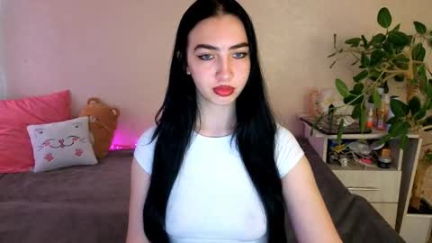 Alena online show from 06/04/26, 04:18