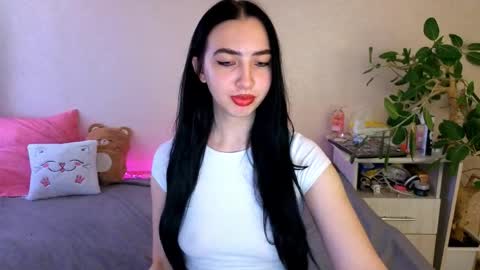 Alena online show from 06/05/26, 06:52