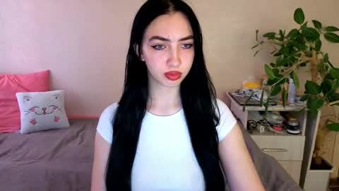 Alena online show from 06/08/26, 04:02