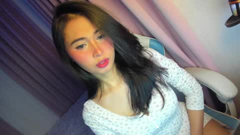 Snapshot of wildkittytrans chatting on 12/29/24, 12:12 CHRISTINE online show from 12/29/24, 12:12