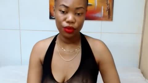 Snapshot of wildlittlekittyxx chatting on 06/13/26, 06:44 wildlittlekittyxx online show from 06/13/26, 06:44