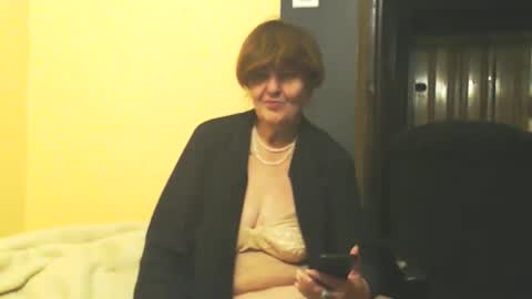 WildRedCat online show from 09/26/25, 09:08