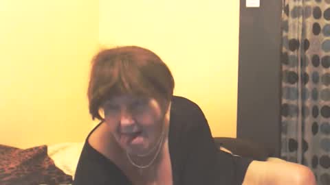 Snapshot of wildredcat chatting on 02/22/26, 12:34 WildRedCat online show from 02/22/26, 12:34