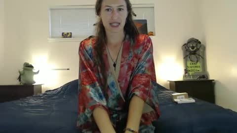 Snapshot of wildrose_l chatting on 10/27/25, 12:47 WildRose L - check my Pinned tweet if you dont see me online within 5 minutes after Ive sent email notifications online show from 10/27/25, 12:47