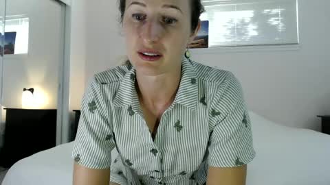 Snapshot of wildrose_l chatting on 07/16/26, 02:06 WildRose L - check my Pinned tweet if you dont see me online within 5 minutes after Ive sent email notifications online show from 07/16/26, 02:06
