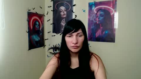 Snapshot of wildsoul8 chatting on 03/18/26, 01:14 Rosalinda online show from 03/18/26, 01:14