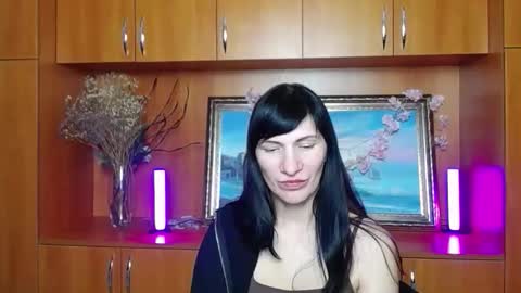 Snapshot of wildsoul8 chatting on 03/21/26, 01:21 Rosalinda online show from 03/21/26, 01:21