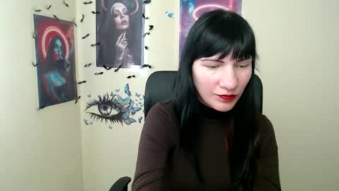 Snapshot of wildsoul8 chatting on 04/08/26, 07:19 Rosalinda online show from 04/08/26, 07:19