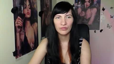 Snapshot of wildsoul8 chatting on 05/14/26, 07:09 Rosalinda online show from 05/14/26, 07:09