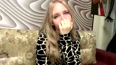 Anny online show from 07/31/26, 11:31