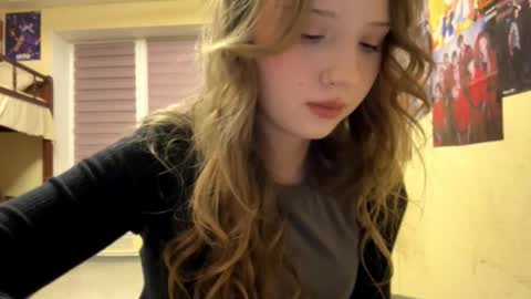 Olivia online show from 01/18/26, 04:11
