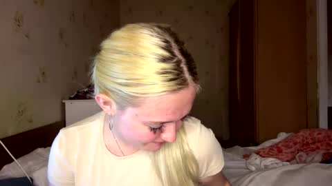 Sophia online show from 05/19/26, 03:40
