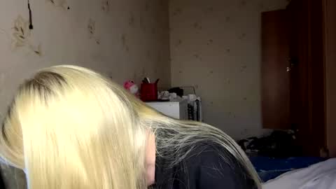 Sophia online show from 05/27/26, 03:31