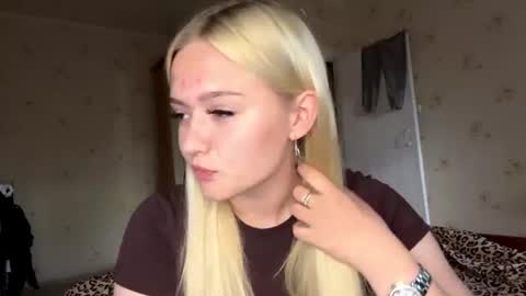 Sophia online show from 06/10/26, 03:22