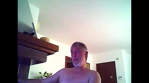 Snapshot of willfire71 chatting on 05/16/26, 06:54 Willfire71 online show from 05/16/26, 06:54